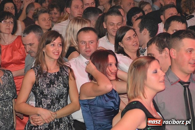 Zdjęcie w galerii na portalu naszraciborz.pl: Huczna strażacka zabawa OSP Pietraszyn wiadomości z regionu