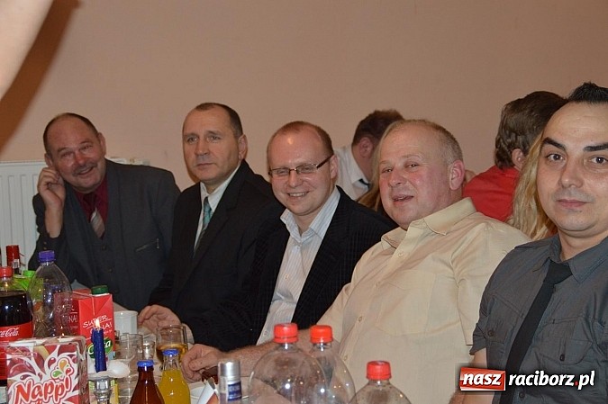 Zdjęcie w galerii na portalu naszraciborz.pl: Huczna strażacka zabawa OSP Pietraszyn wiadomości z regionu