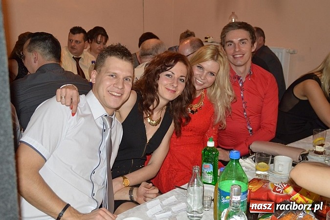 Zdjęcie w galerii na portalu naszraciborz.pl: Huczna strażacka zabawa OSP Pietraszyn wiadomości z regionu