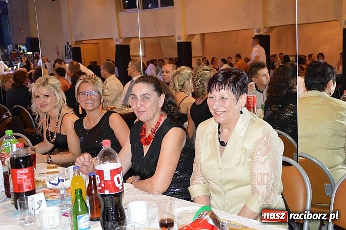 Zdjęcie w galerii na portalu naszraciborz.pl: Huczna strażacka zabawa OSP Pietraszyn wiadomości z regionu