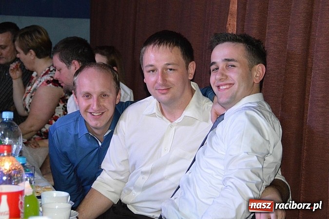 Zdjęcie w galerii na portalu naszraciborz.pl: Huczna strażacka zabawa OSP Pietraszyn wiadomości z regionu