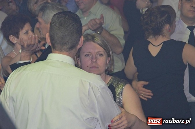 Zdjęcie w galerii na portalu naszraciborz.pl: Huczna strażacka zabawa OSP Pietraszyn wiadomości z regionu