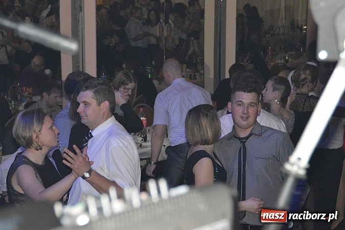 Zdjęcie w galerii na portalu naszraciborz.pl: Huczna strażacka zabawa OSP Pietraszyn wiadomości z regionu