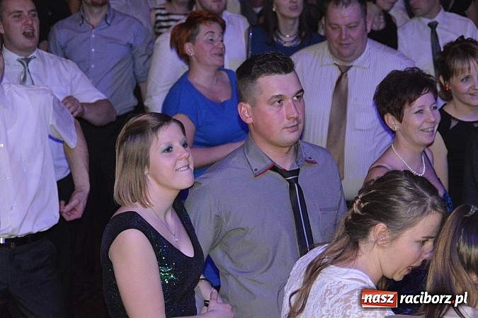 Zdjęcie w galerii na portalu naszraciborz.pl: Huczna strażacka zabawa OSP Pietraszyn wiadomości z regionu