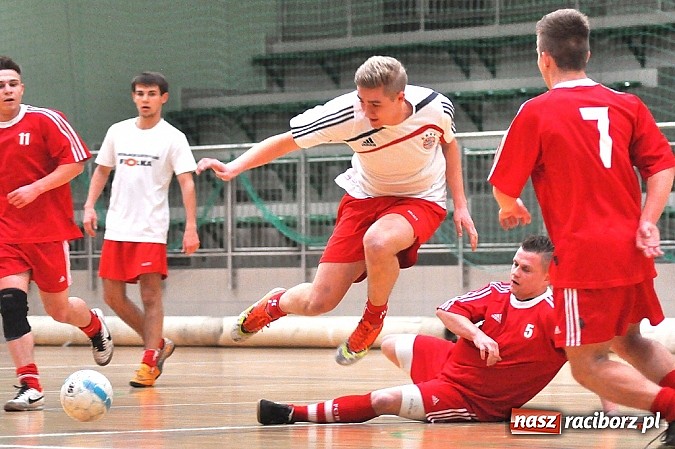 Zdjęcie w galerii na portalu naszraciborz.pl: Emocje do ostatnich sekund. Marek&Dariusz zremisował z Harpaganami wiadomości z regionu