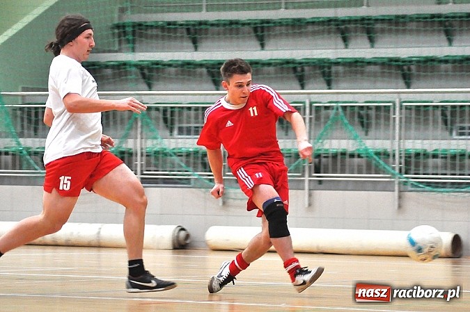 Zdjęcie w galerii na portalu naszraciborz.pl: Emocje do ostatnich sekund. Marek&Dariusz zremisował z Harpaganami wiadomości z regionu