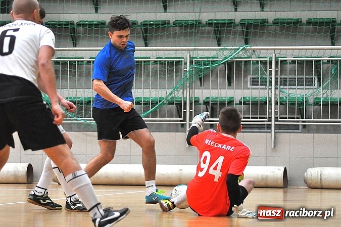 Zdjęcie w galerii na portalu naszraciborz.pl: Emocje do ostatnich sekund. Marek&Dariusz zremisował z Harpaganami wiadomości z regionu