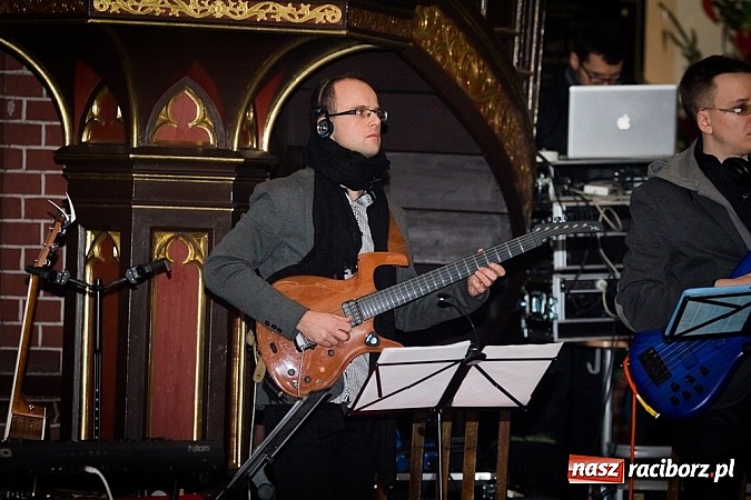 Zdjęcie w galerii na portalu naszraciborz.pl: Koncert kolęd i pastorałek w Mikołaju wiadomości z regionu