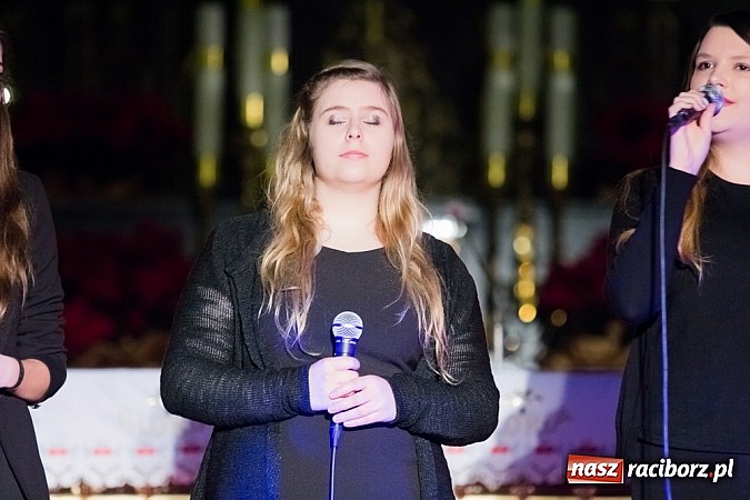 Zdjęcie w galerii na portalu naszraciborz.pl: Koncert kolęd i pastorałek w Mikołaju wiadomości z regionu