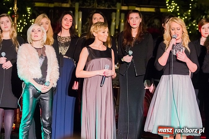 Zdjęcie w galerii na portalu naszraciborz.pl: Koncert kolęd i pastorałek w Mikołaju wiadomości z regionu