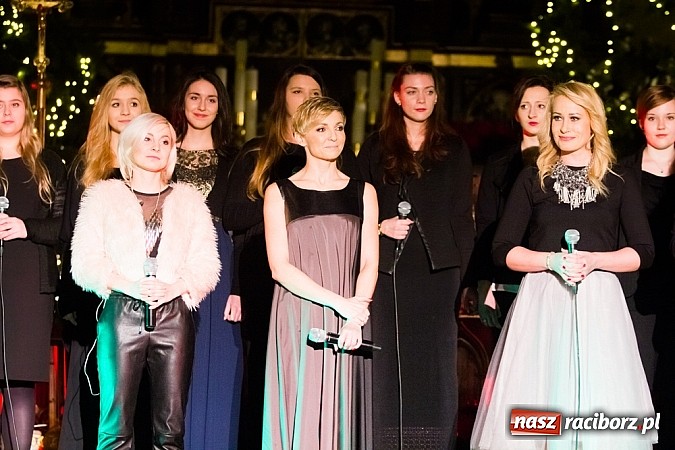 Zdjęcie w galerii na portalu naszraciborz.pl: Koncert kolęd i pastorałek w Mikołaju wiadomości z regionu