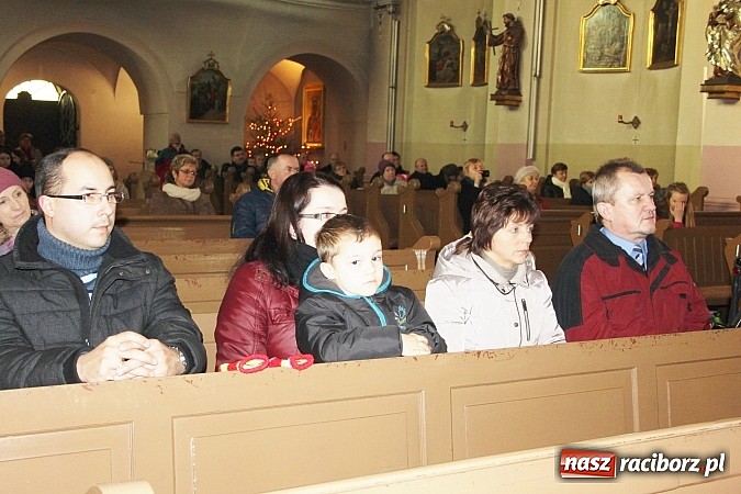 Zdjęcie w galerii na portalu naszraciborz.pl: Wojnowickie kolędowanie z Uśmiechem wiadomości z regionu