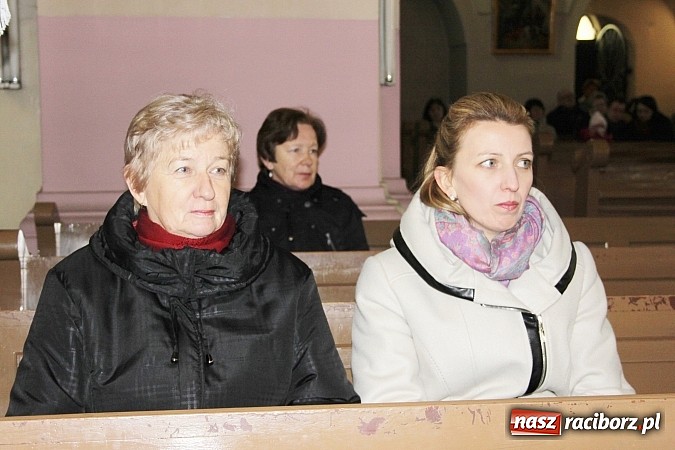 Zdjęcie w galerii na portalu naszraciborz.pl: Wojnowickie kolędowanie z Uśmiechem wiadomości z regionu