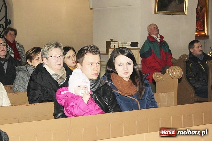 Zdjęcie w galerii na portalu naszraciborz.pl: Wojnowickie kolędowanie z Uśmiechem wiadomości z regionu