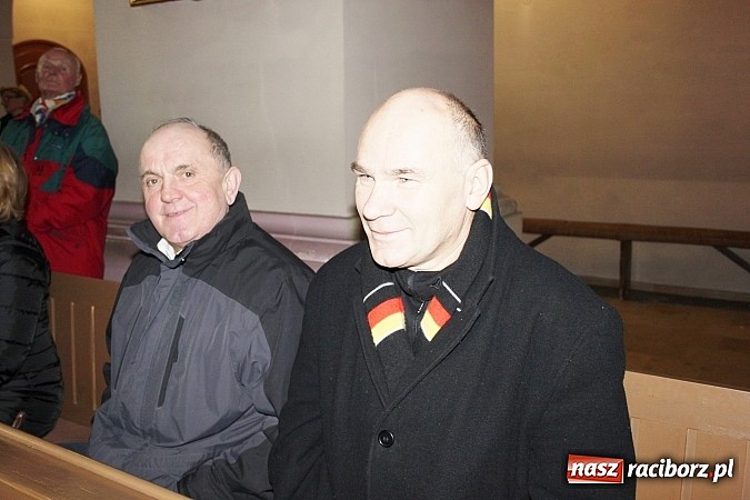 Zdjęcie w galerii na portalu naszraciborz.pl: Wojnowickie kolędowanie z Uśmiechem wiadomości z regionu