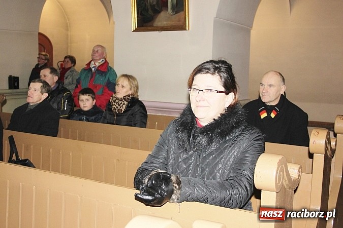 Zdjęcie w galerii na portalu naszraciborz.pl: Wojnowickie kolędowanie z Uśmiechem wiadomości z regionu