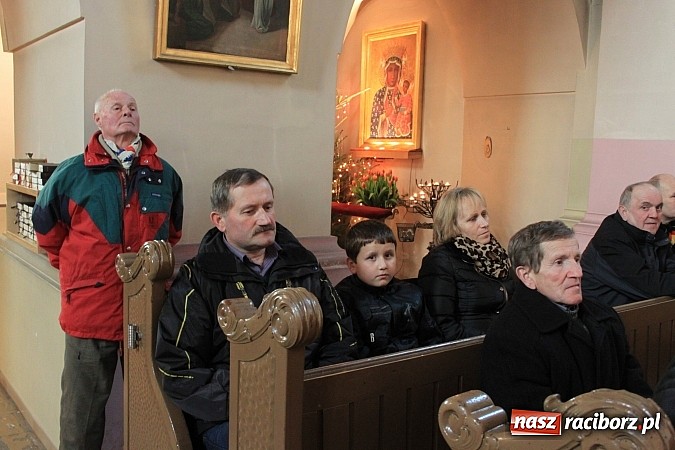 Zdjęcie w galerii na portalu naszraciborz.pl: Wojnowickie kolędowanie z Uśmiechem wiadomości z regionu