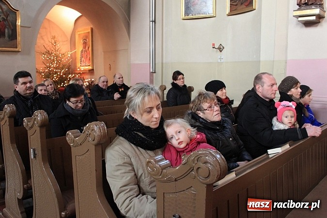 Zdjęcie w galerii na portalu naszraciborz.pl: Wojnowickie kolędowanie z Uśmiechem wiadomości z regionu