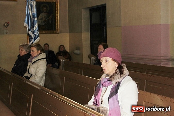 Zdjęcie w galerii na portalu naszraciborz.pl: Wojnowickie kolędowanie z Uśmiechem wiadomości z regionu