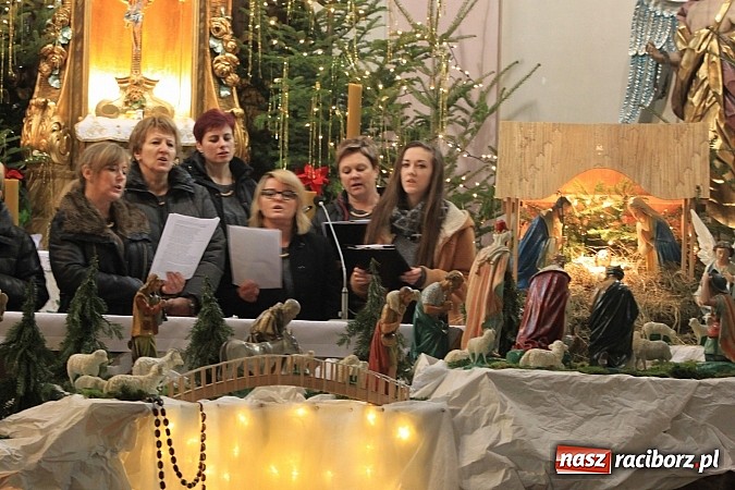 Zdjęcie w galerii na portalu naszraciborz.pl: Wojnowickie kolędowanie z Uśmiechem wiadomości z regionu