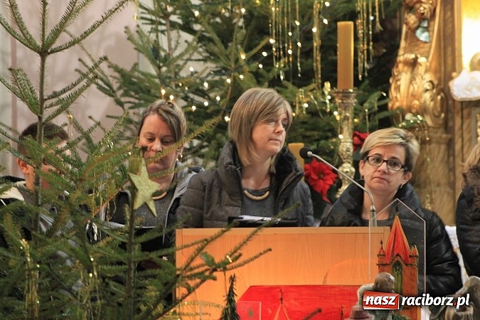 Zdjęcie w galerii na portalu naszraciborz.pl: Wojnowickie kolędowanie z Uśmiechem wiadomości z regionu
