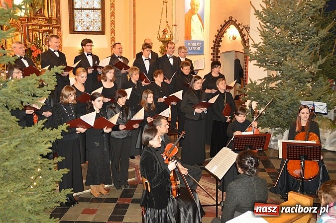Zdjęcie w galerii na portalu naszraciborz.pl: Chór z Babic dał koncert w Rudniku  wiadomości z regionu