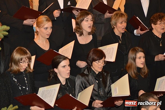 Zdjęcie w galerii na portalu naszraciborz.pl: Chór z Babic dał koncert w Rudniku  wiadomości z regionu