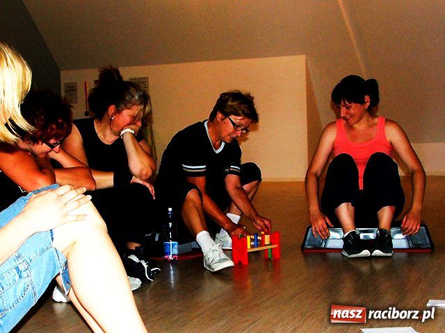 Zdjęcie w galerii na portalu naszraciborz.pl: Fitness nocą jest zabawny wiadomości z regionu