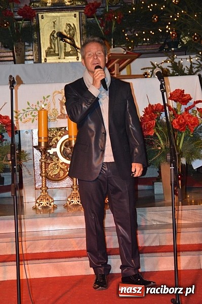 Zdjęcie w galerii na portalu naszraciborz.pl: Kolędowanie z Jackiem Silskim w Kuźni Raciborskiej wiadomości z regionu