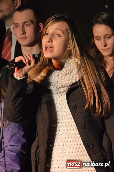 Zdjęcie w galerii na portalu naszraciborz.pl: Kolędowanie z Jackiem Silskim w Kuźni Raciborskiej wiadomości z regionu