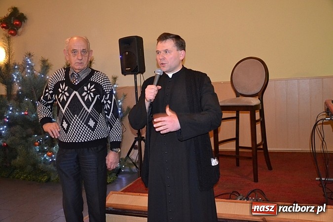 Zdjęcie w galerii na portalu naszraciborz.pl: Prowizorki bywają najtrwalsze – VIII Wieczór Kolęd przeszedł do historii! wiadomości z regionu