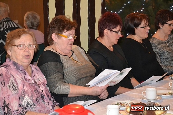 Zdjęcie w galerii na portalu naszraciborz.pl: Prowizorki bywają najtrwalsze – VIII Wieczór Kolęd przeszedł do historii! wiadomości z regionu