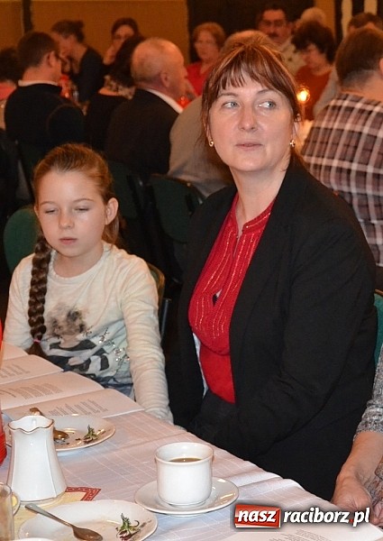 Zdjęcie w galerii na portalu naszraciborz.pl: Prowizorki bywają najtrwalsze – VIII Wieczór Kolęd przeszedł do historii! wiadomości z regionu