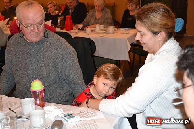 Zdjęcie w galerii na portalu naszraciborz.pl: Prowizorki bywają najtrwalsze – VIII Wieczór Kolęd przeszedł do historii! wiadomości z regionu