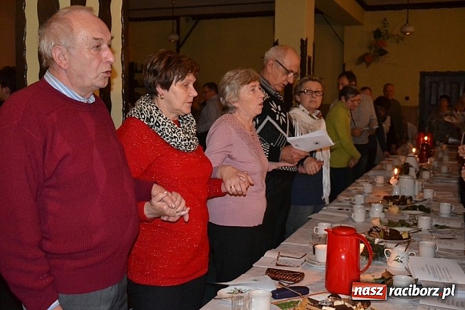 Zdjęcie w galerii na portalu naszraciborz.pl: Prowizorki bywają najtrwalsze – VIII Wieczór Kolęd przeszedł do historii! wiadomości z regionu