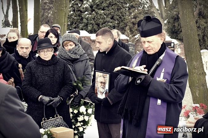 Zdjęcie w galerii na portalu naszraciborz.pl: Na cmentarzu Jeruzalem pożegnano Władysława Płonkę wiadomości z regionu