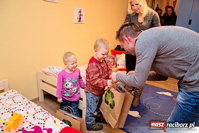 Zdjęcie w galerii na portalu naszraciborz.pl: Remont w Kornowacu zakończony - zobacz efekt pracy Pięknych Aniołów! wiadomości z regionu