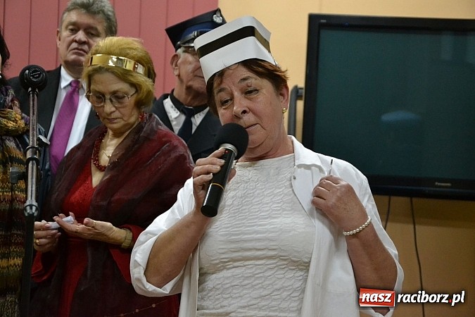 Zdjęcie w galerii na portalu naszraciborz.pl: Artyści zamkowego teatru wystąpili w Bibliotece  wiadomości z regionu