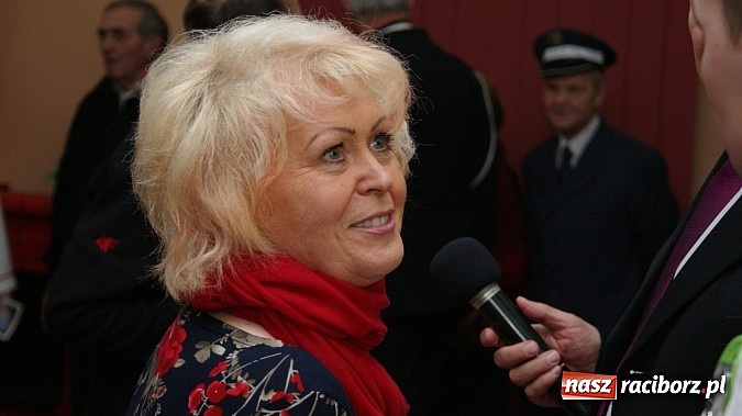 Zdjęcie w galerii na portalu naszraciborz.pl: Artyści zamkowego teatru wystąpili w Bibliotece  wiadomości z regionu