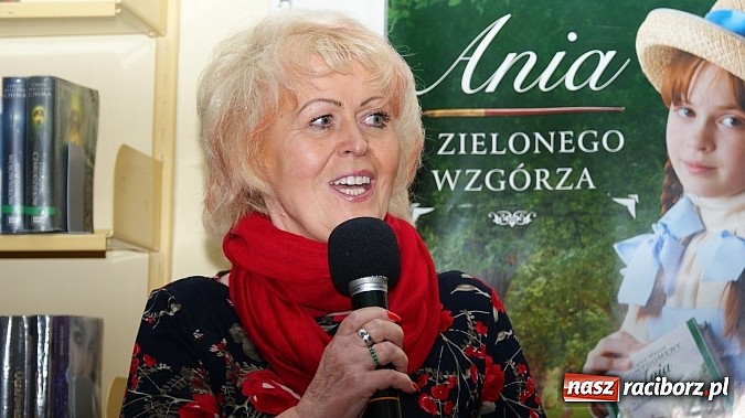 Zdjęcie w galerii na portalu naszraciborz.pl: Artyści zamkowego teatru wystąpili w Bibliotece  wiadomości z regionu