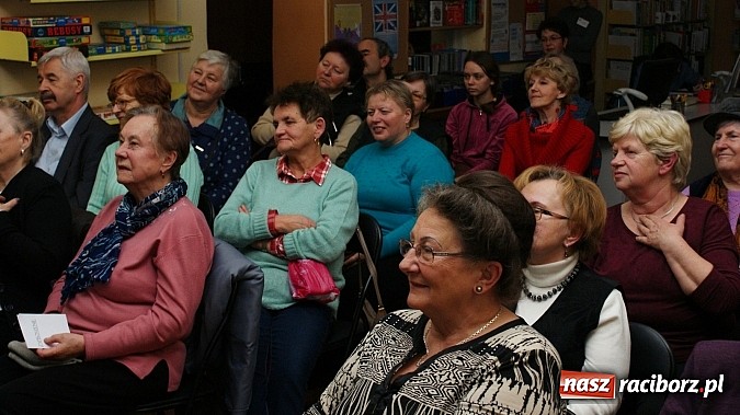 Zdjęcie w galerii na portalu naszraciborz.pl: Artyści zamkowego teatru wystąpili w Bibliotece  wiadomości z regionu