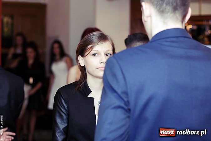 Zdjęcie w galerii na portalu naszraciborz.pl: Sportowcy z raciborskiego ZSOMS rozpoczęli tegoroczny sezon studniówek wiadomości z regionu