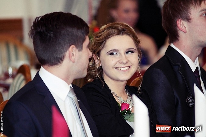 Zdjęcie w galerii na portalu naszraciborz.pl: Sportowcy z raciborskiego ZSOMS rozpoczęli tegoroczny sezon studniówek wiadomości z regionu