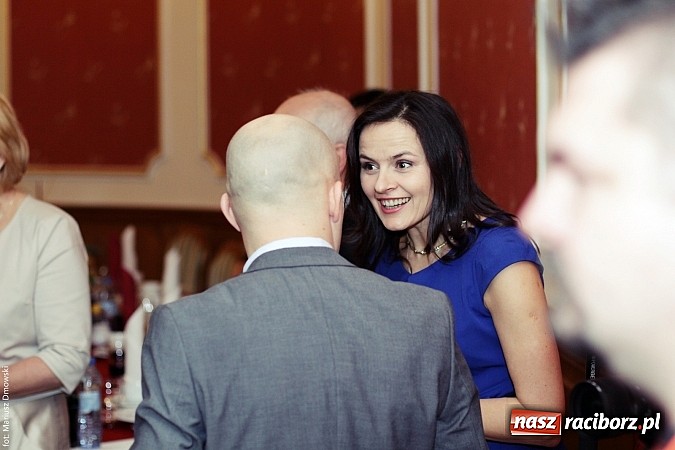 Zdjęcie w galerii na portalu naszraciborz.pl: Sportowcy z raciborskiego ZSOMS rozpoczęli tegoroczny sezon studniówek wiadomości z regionu