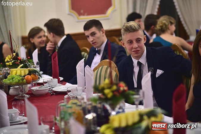 Zdjęcie w galerii na portalu naszraciborz.pl: Bal sportowców - fotorelacja i zdjęcia grupowe wiadomości z regionu