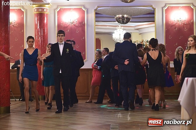 Zdjęcie w galerii na portalu naszraciborz.pl: Bal sportowców - fotorelacja i zdjęcia grupowe wiadomości z regionu