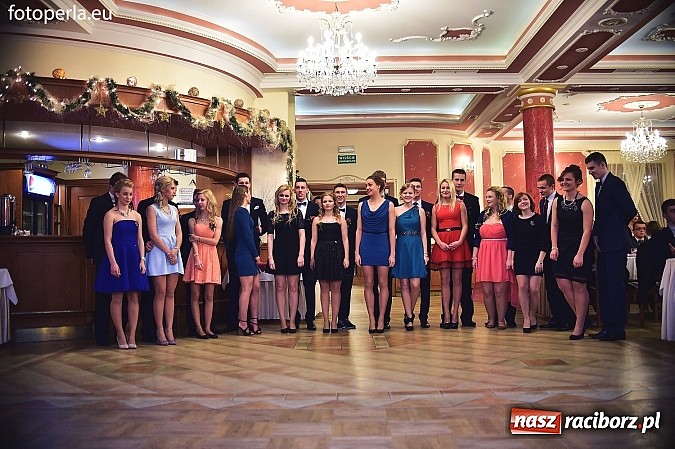 Zdjęcie w galerii na portalu naszraciborz.pl: Bal sportowców - fotorelacja i zdjęcia grupowe wiadomości z regionu