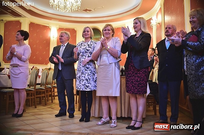 Zdjęcie w galerii na portalu naszraciborz.pl: Bal sportowców - fotorelacja i zdjęcia grupowe wiadomości z regionu