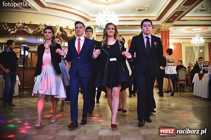 Zdjęcie w galerii na portalu naszraciborz.pl: Bal sportowców - fotorelacja i zdjęcia grupowe wiadomości z regionu