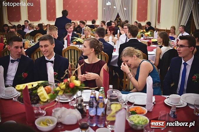 Zdjęcie w galerii na portalu naszraciborz.pl: Bal sportowców - fotorelacja i zdjęcia grupowe wiadomości z regionu